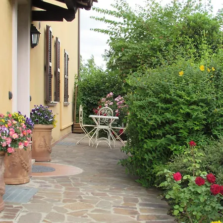 Casa Angolo Delle Rose 2 Casa de Férias *