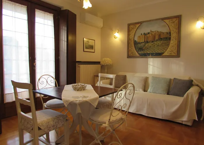 Hébergement de vacances Casa Angolo Delle Rose 2 *